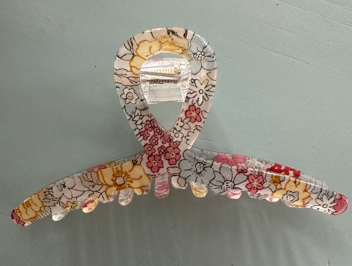 Vintage Floral Hair Clip